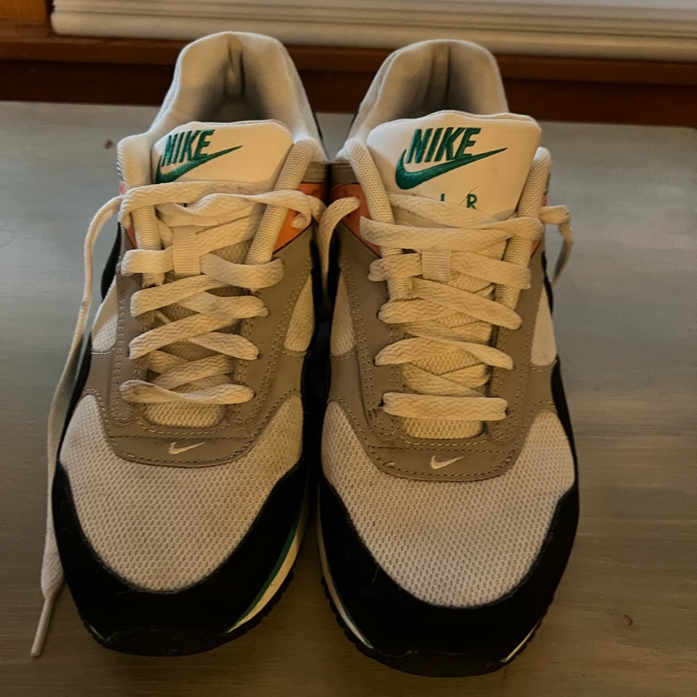 Nike air max
